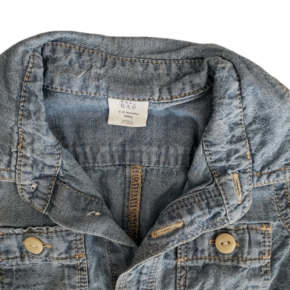 Baby Gap 3-6m Chambray Blue Denim Button Down Shirt Shortie Romper